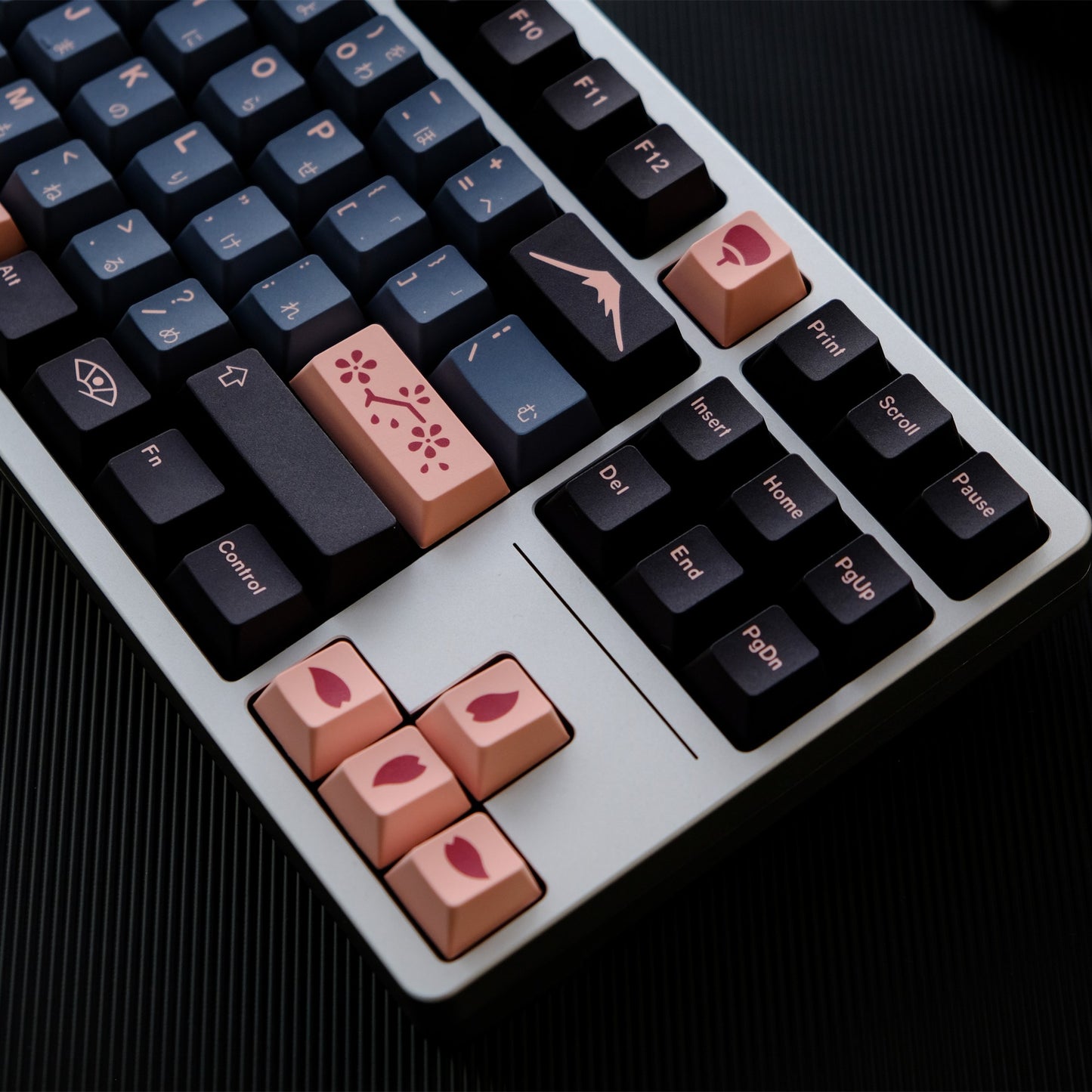 [SG Local Stock] Night Sakura Keycaps | 134 Keys | Cherry Profile | PBT Dye-Sub | Royal Kludge Tecware Keychron Akko Keycap