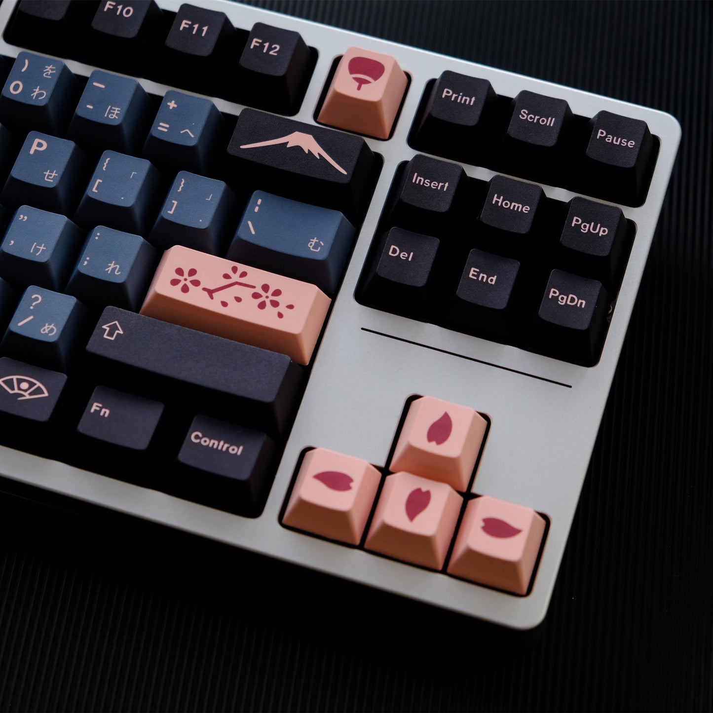 [SG Local Stock] Night Sakura Keycaps | 134 Keys | Cherry Profile | PBT Dye-Sub | Royal Kludge Tecware Keychron Akko Keycap